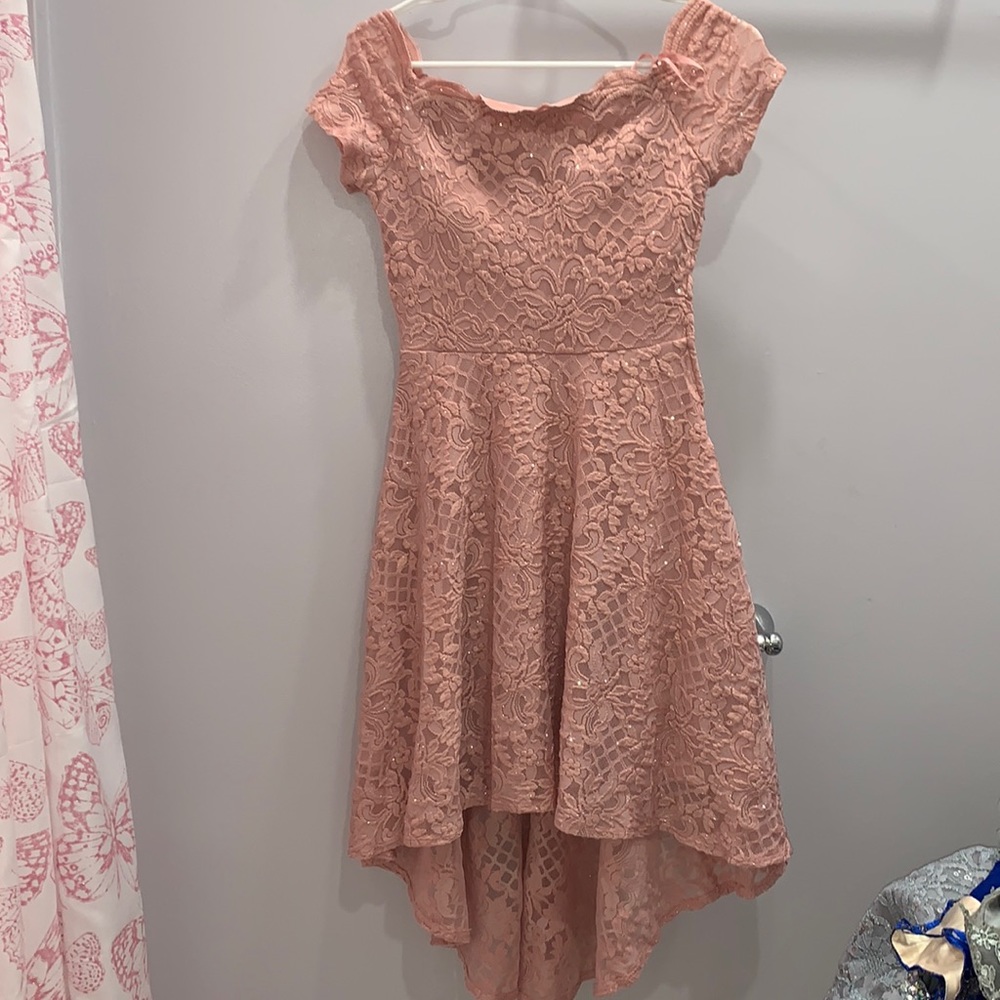 pink flowy dress